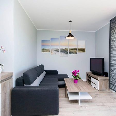グダニスクWyspa Sobieszewska Apartament Nad Morzem Sobieszewoアパートメント エクステリア 写真
